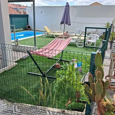 Comfortable In Feijo With Shared Pool, 90 M² Apartment *