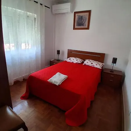 Comfortable In Feijo With Shared Pool, 90 M² * Carapinha