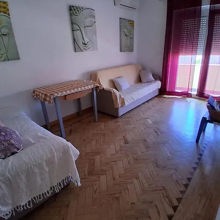 Apartment Comfortable In Feijo With Shared Pool, 90 M² Carapinha